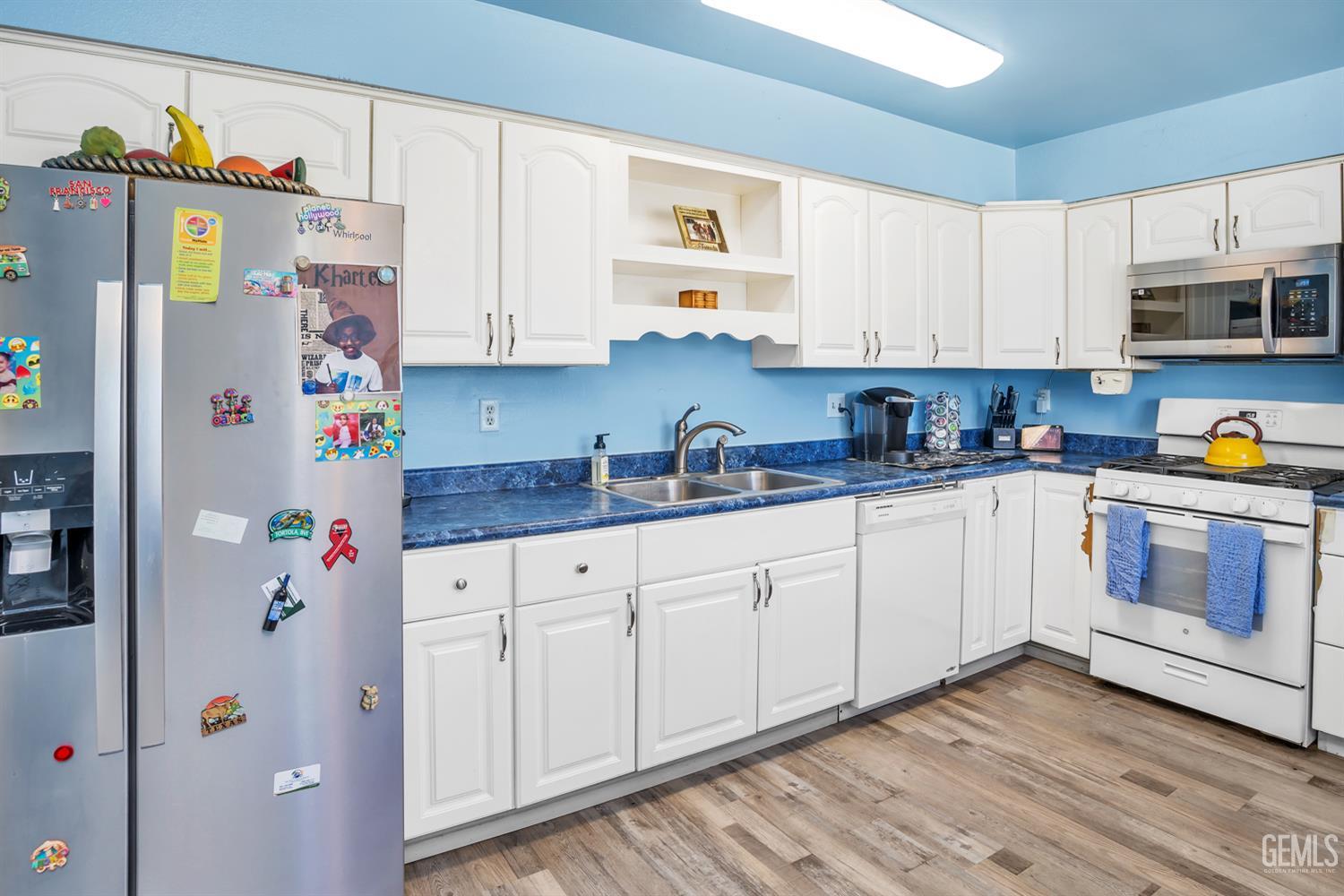 5400 Cherry Tree Lane — photo 14