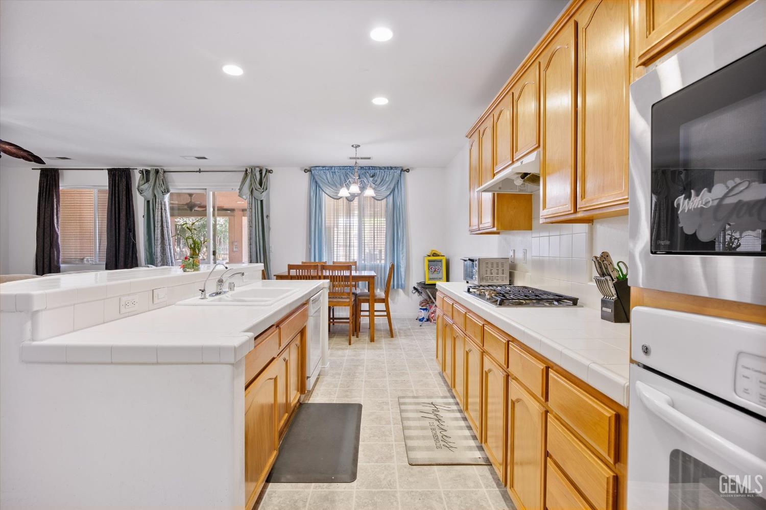 5303 Tangerine Dream Lane — photo 9