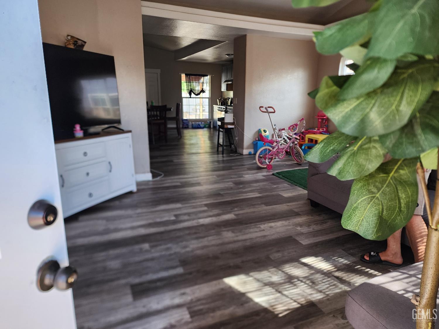 2804 Q Street — photo 10