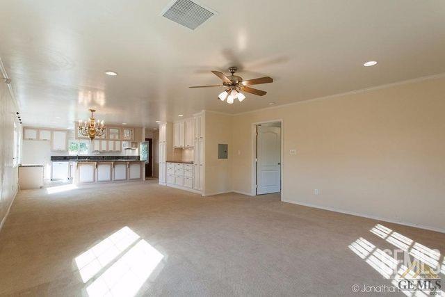 2605 Tangerine Street — photo 6