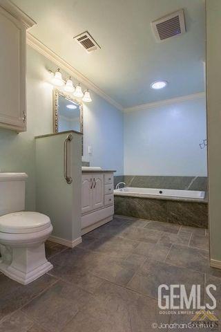 2605 Tangerine Street — photo 16