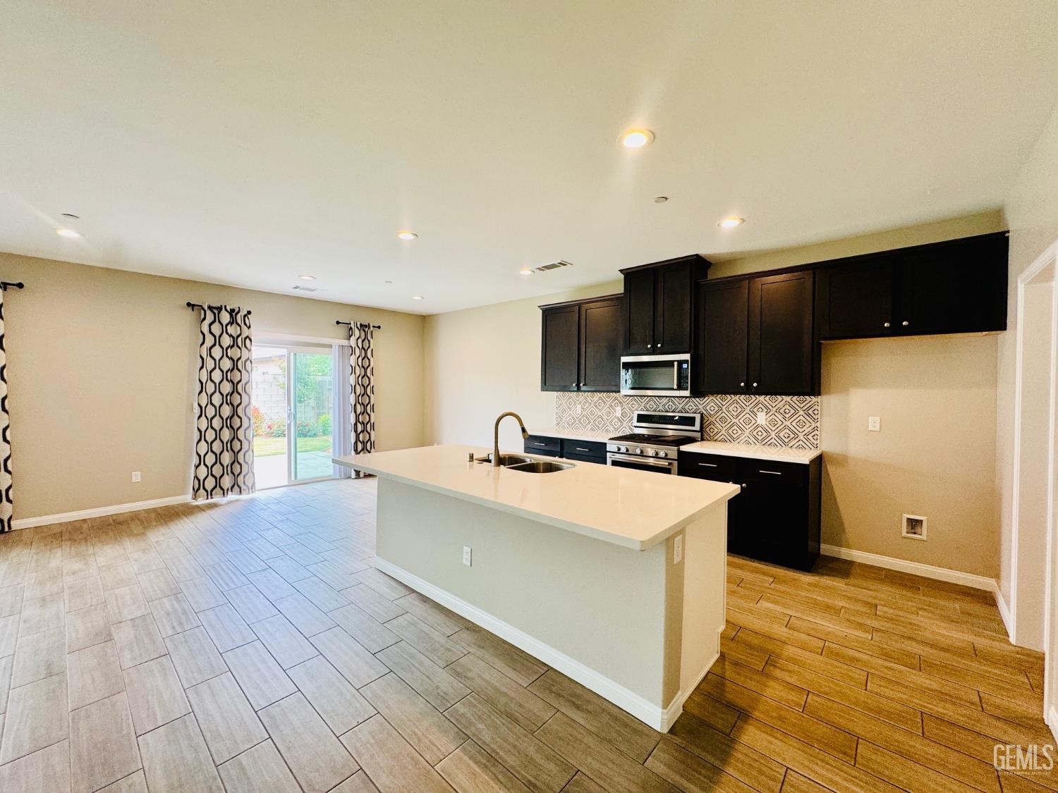 8512 Kowa Street — photo 15