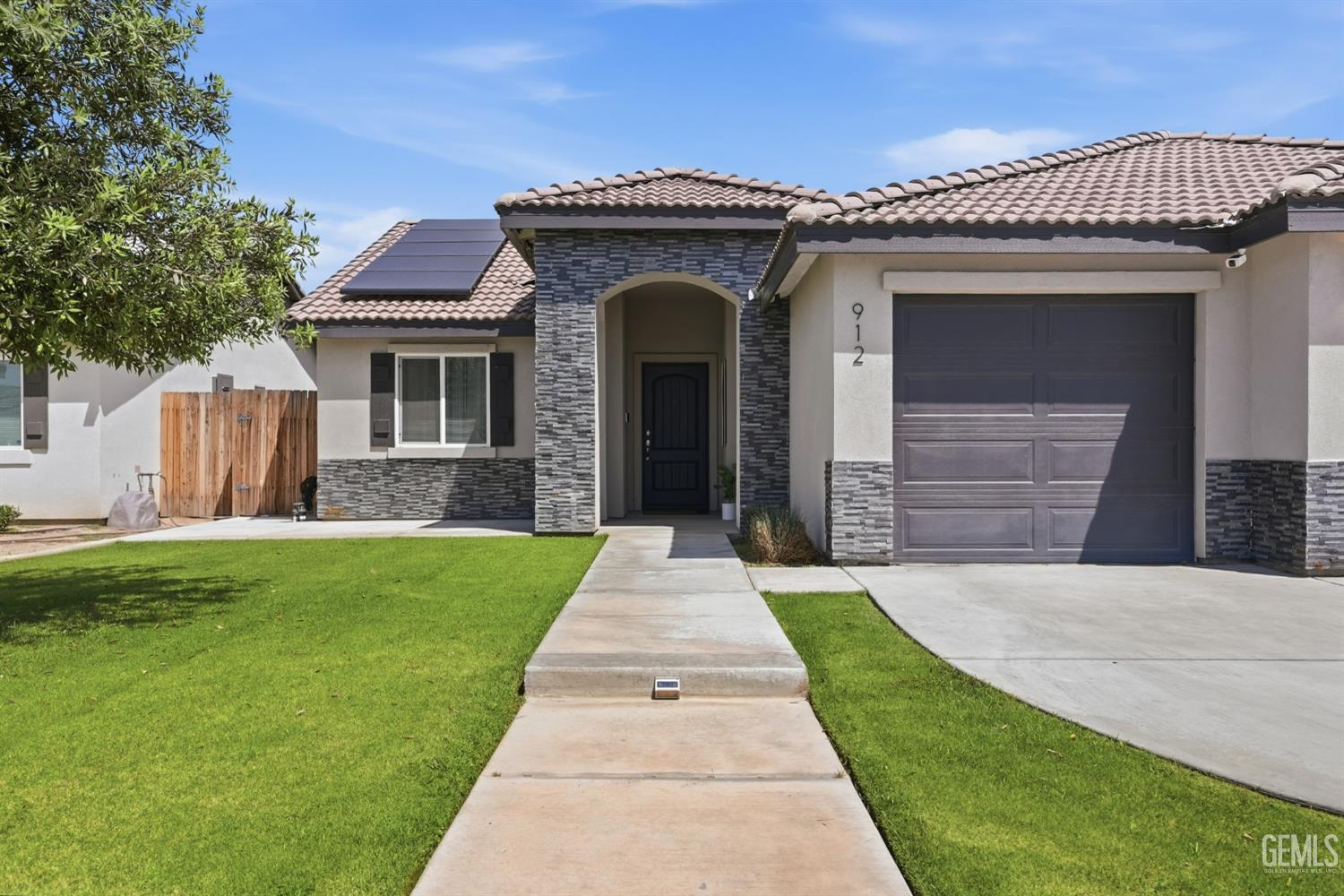 912 James Valley Court — photo 5