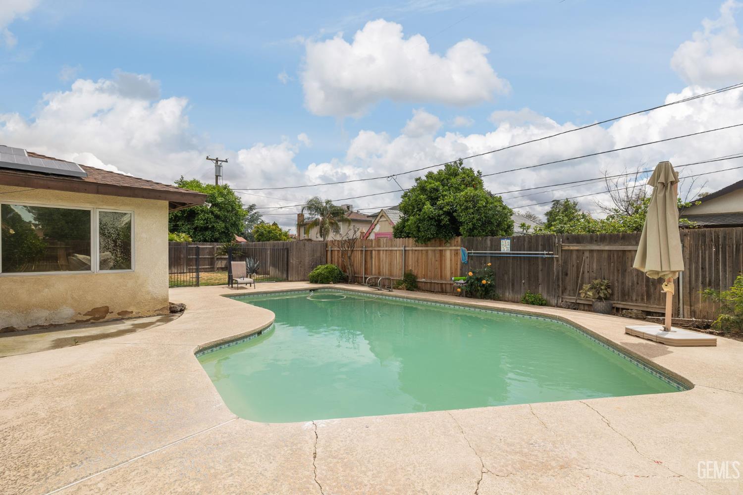 4805 Surrey Lane — photo 41