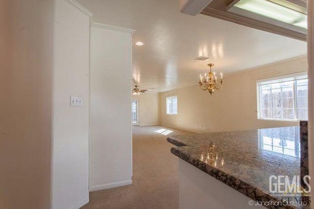 2605 Tangerine Street — photo 11