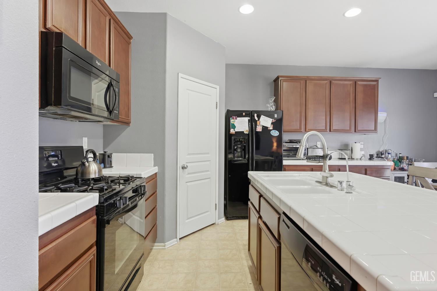 9419 Ceres Street — photo 11