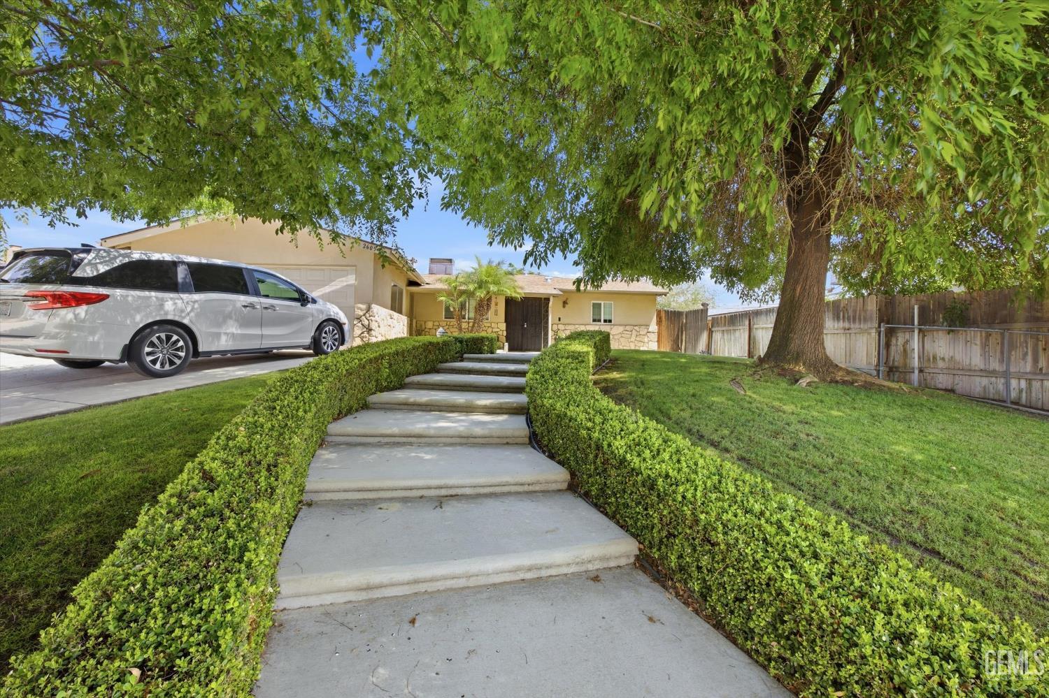 2605 Tangerine Street — photo 4