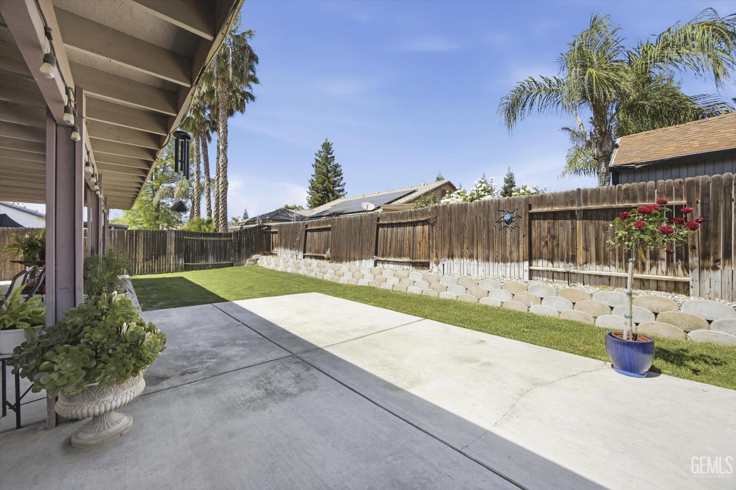 9910 Pyramid Peak Drive — photo 42