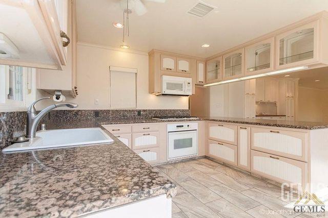 2605 Tangerine Street — photo 8