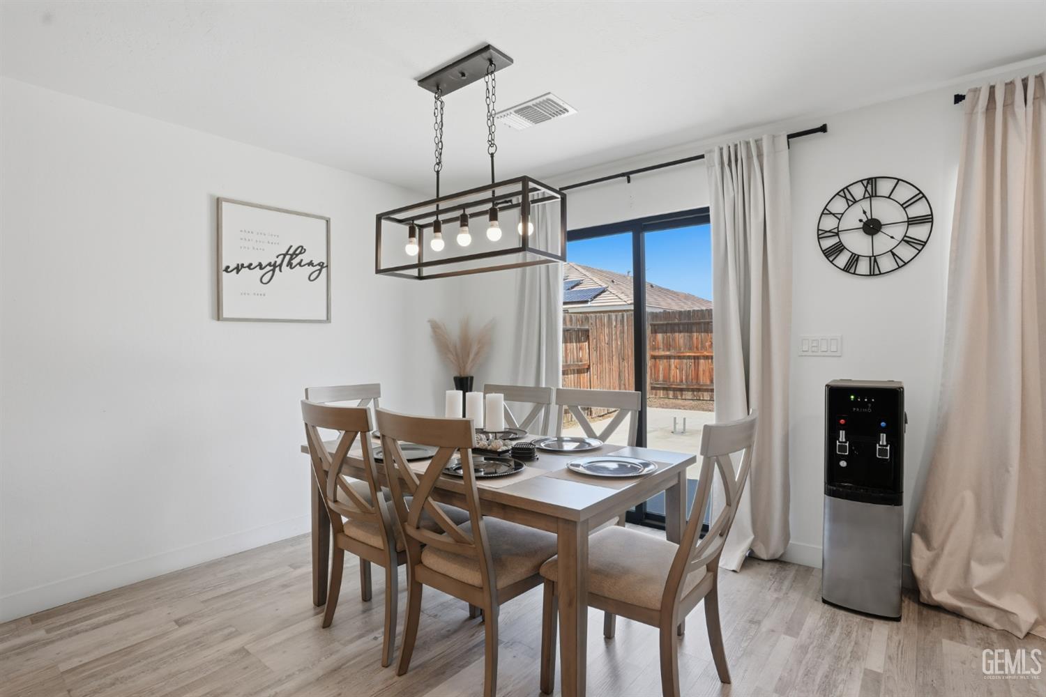 912 James Valley Court — photo 10