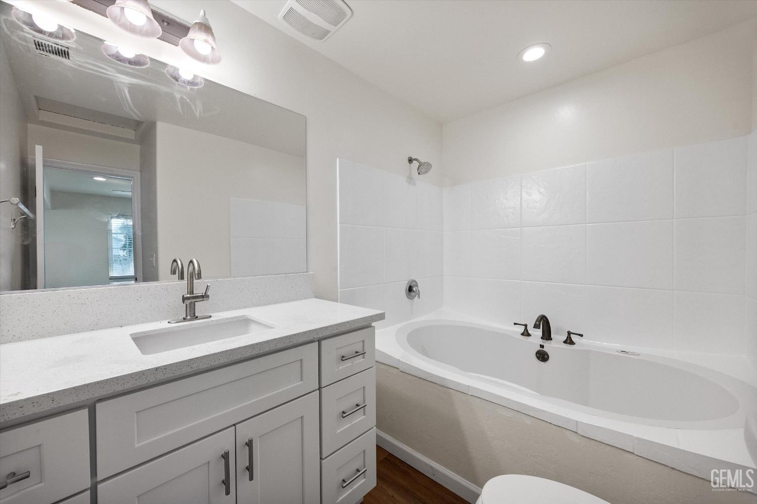 418 Olive st — photo 28