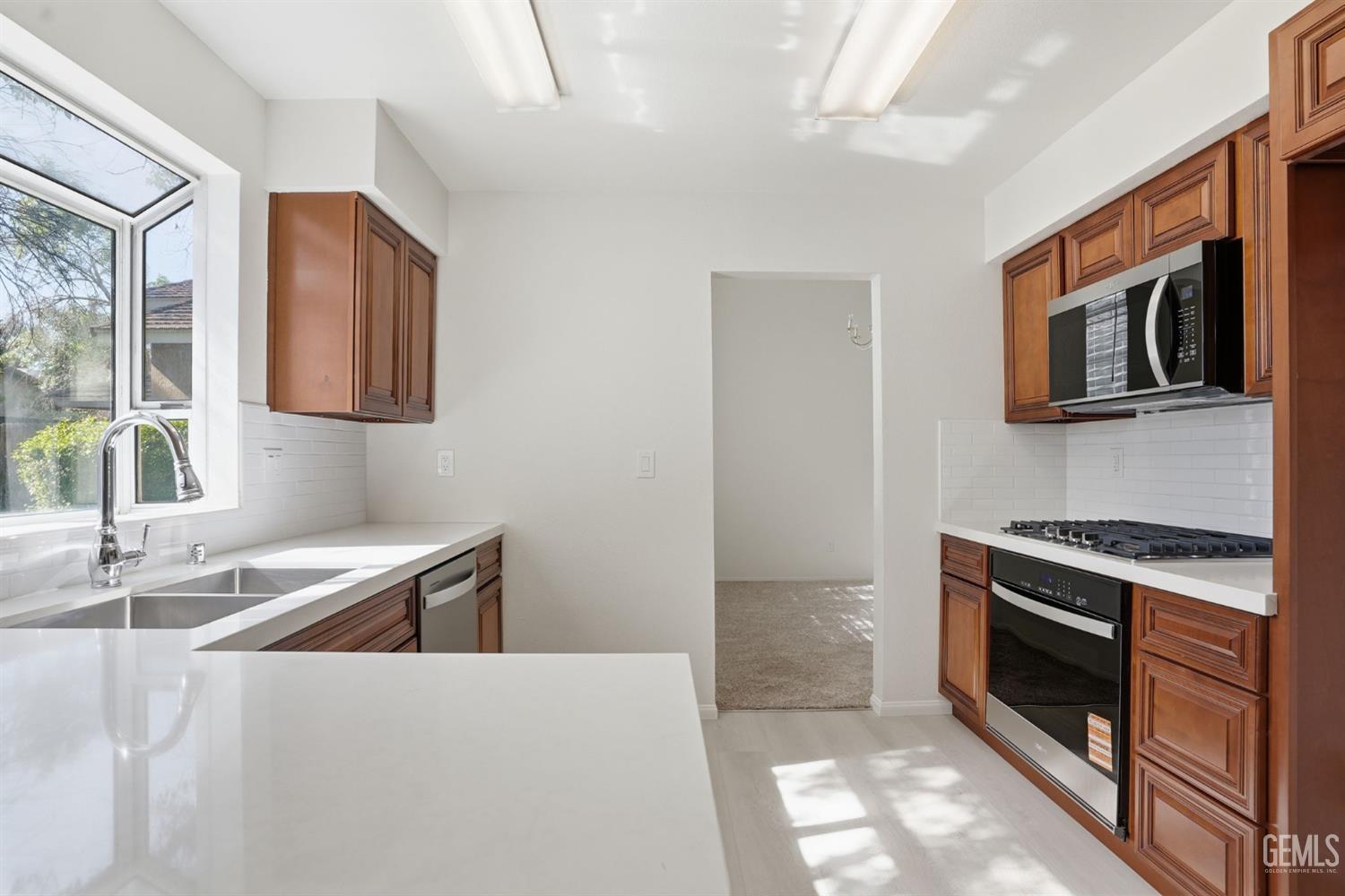 3719 Leyburn Court — photo 9