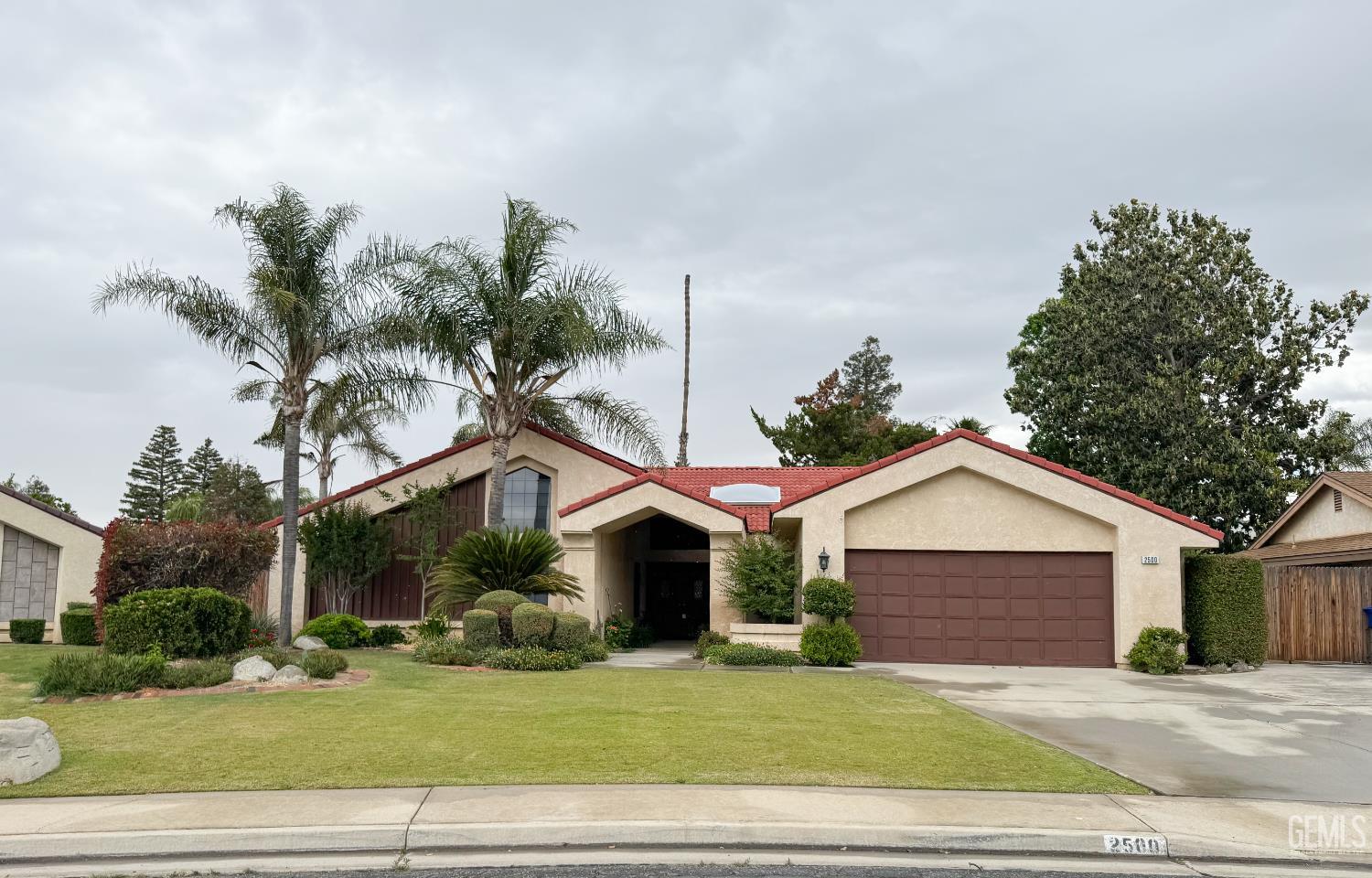 2500 Georgia Oak Drive — photo 2