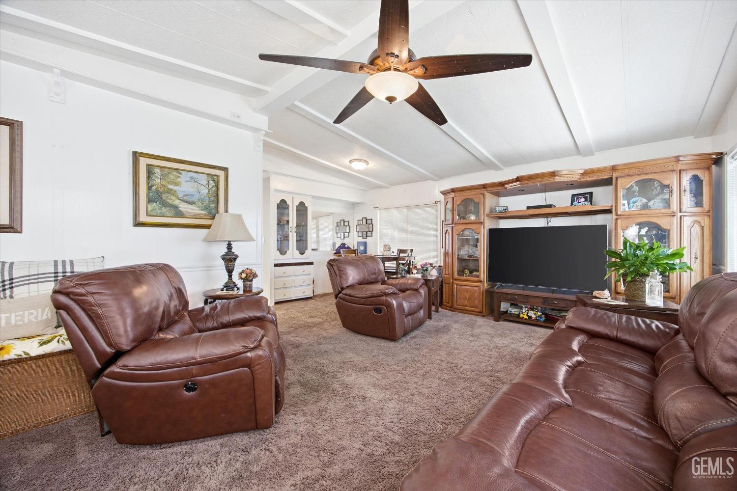 400 E Roberts Lane — photo 7