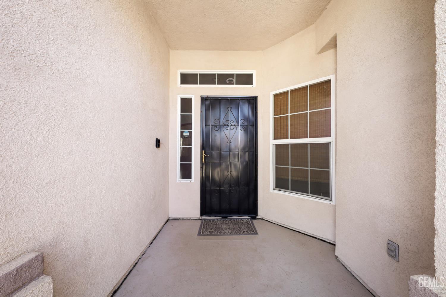 11319 Mercatello Avenue — photo 5