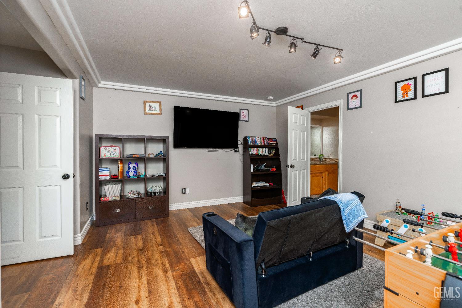 17141 Panadero Court — photo 47