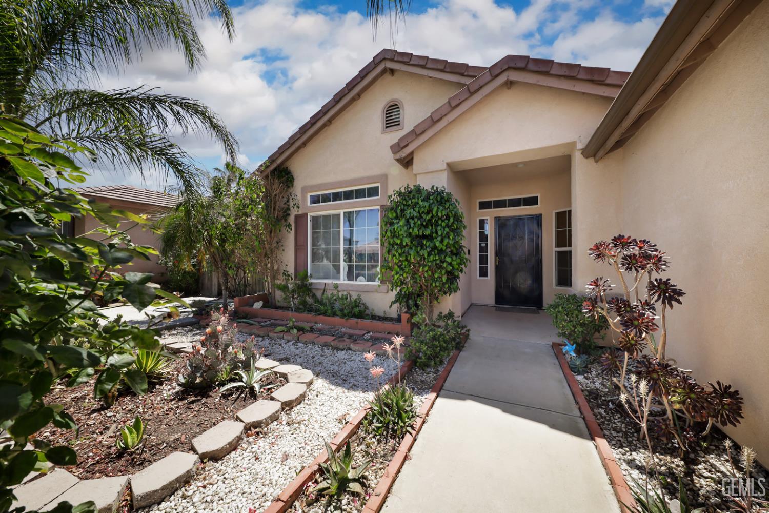 11319 Mercatello Avenue — photo 3