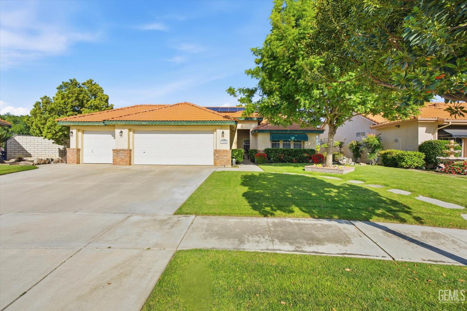 3206 Province Rose Street — photo 3