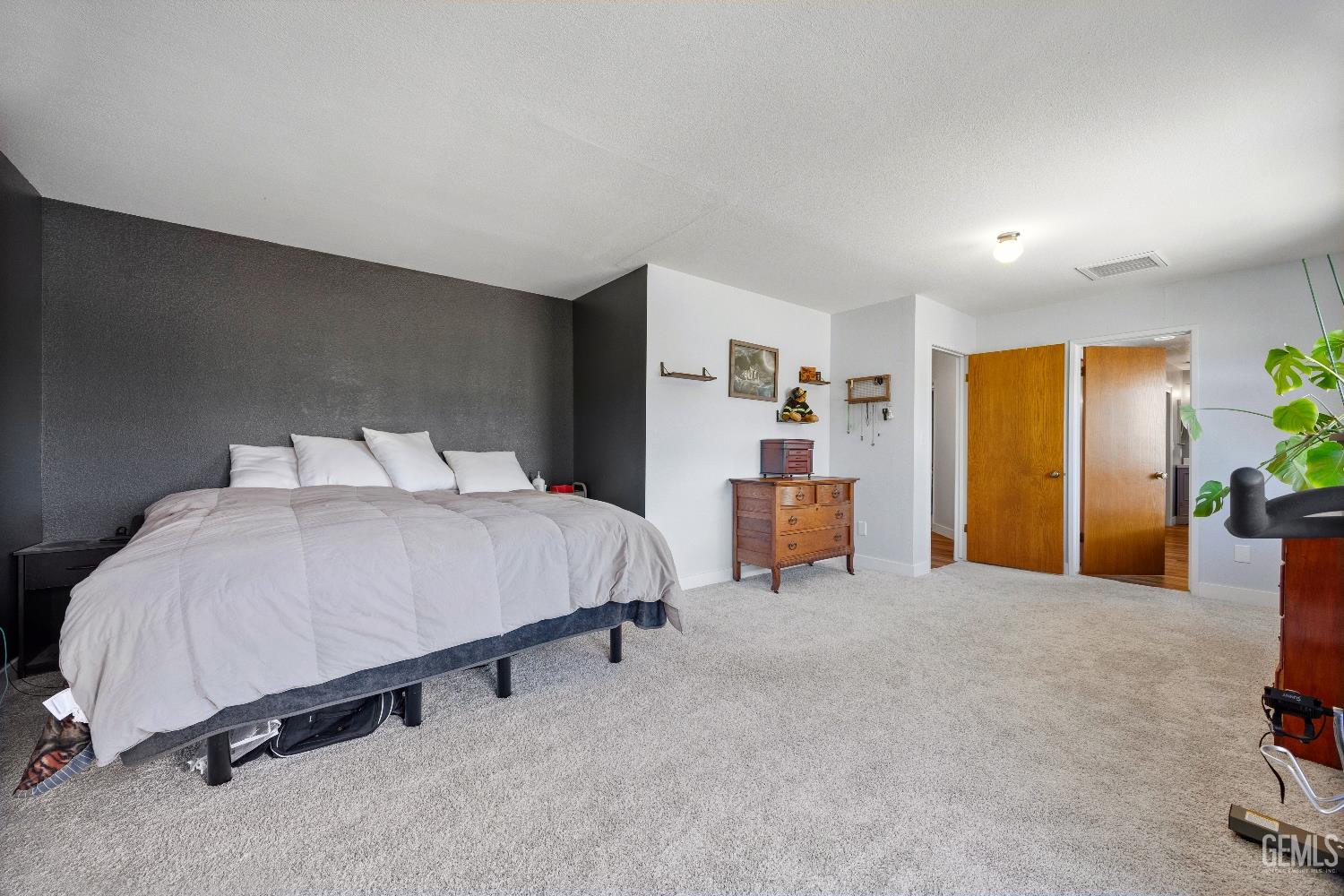 22810 Tom Court — photo 22
