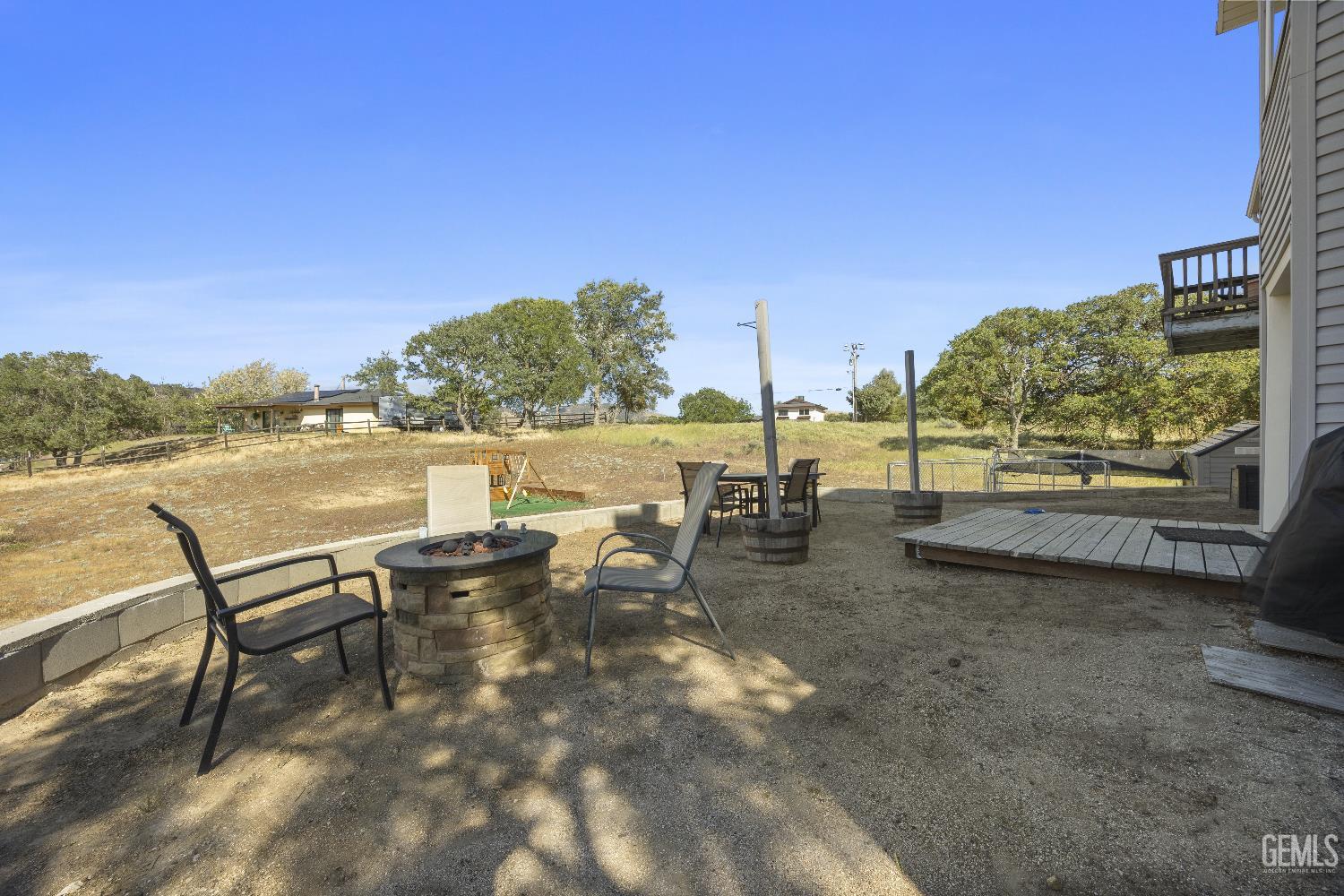 22810 Tom Court — photo 42