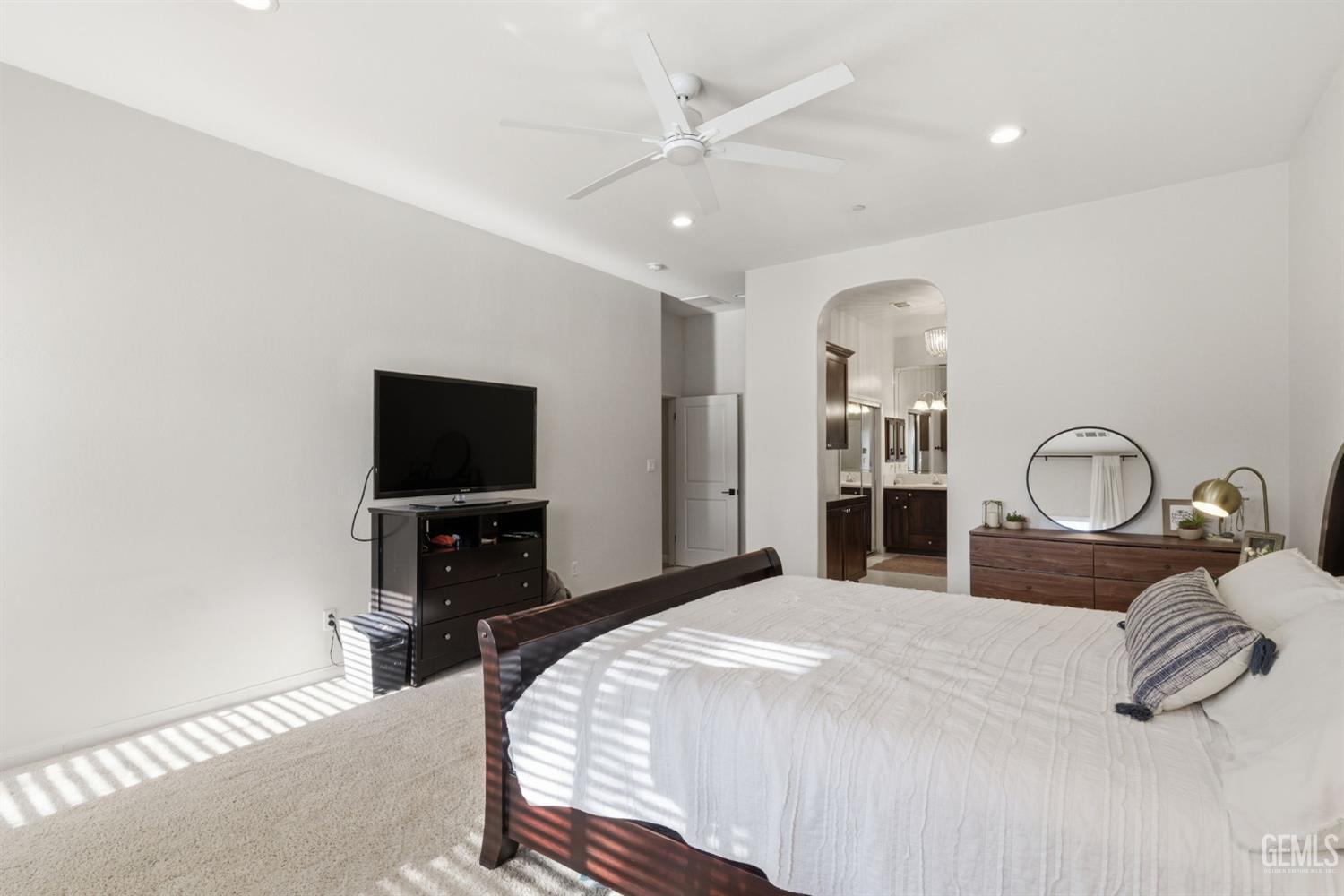 6113 Dartmoor Wood Avenue — photo 34