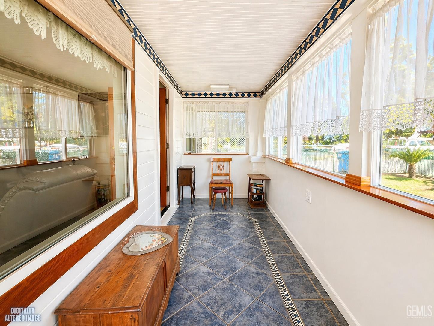 2235 Pacific Drive — photo 5