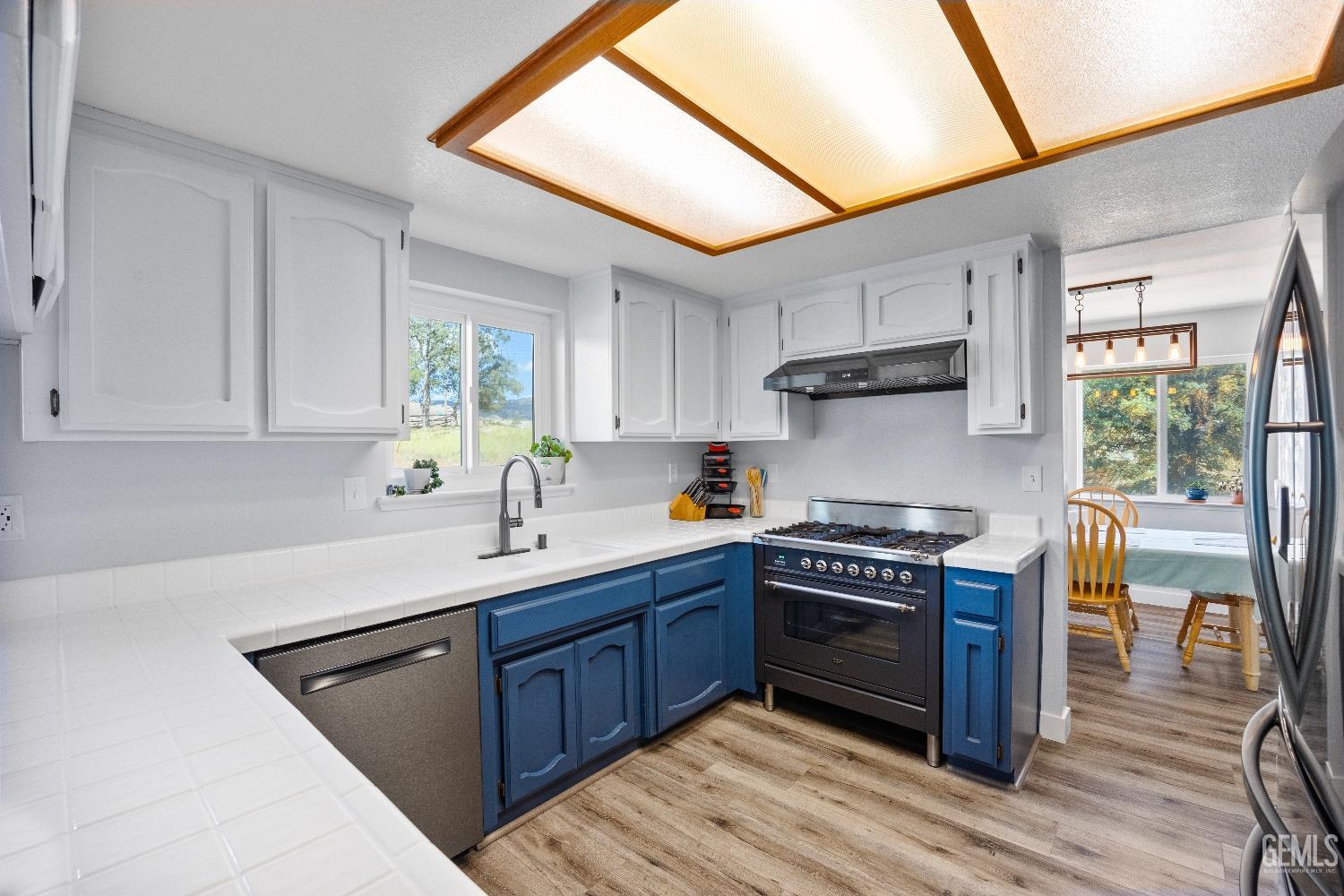 22810 Tom Court — photo 15