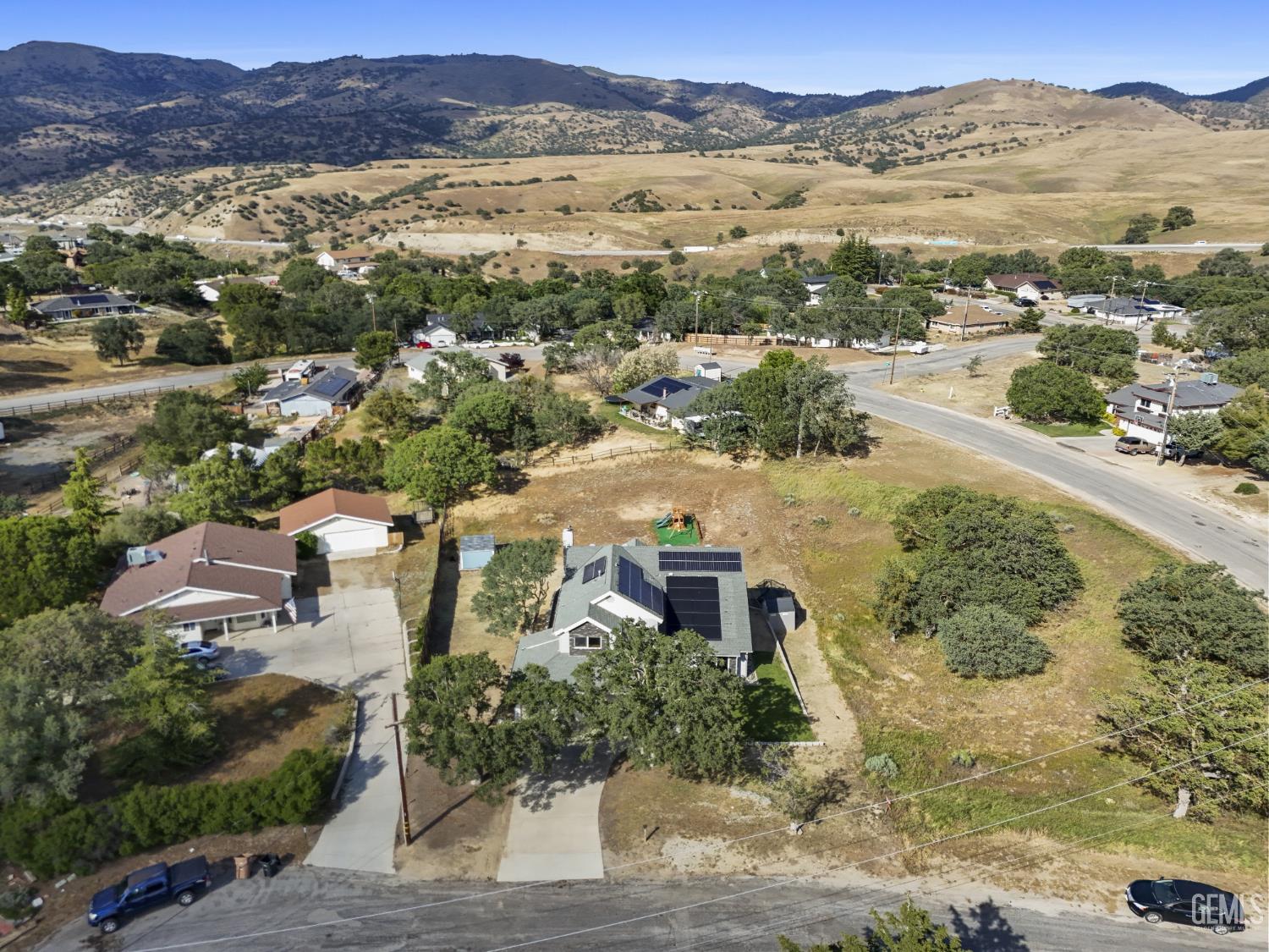 22810 Tom Court — photo 40