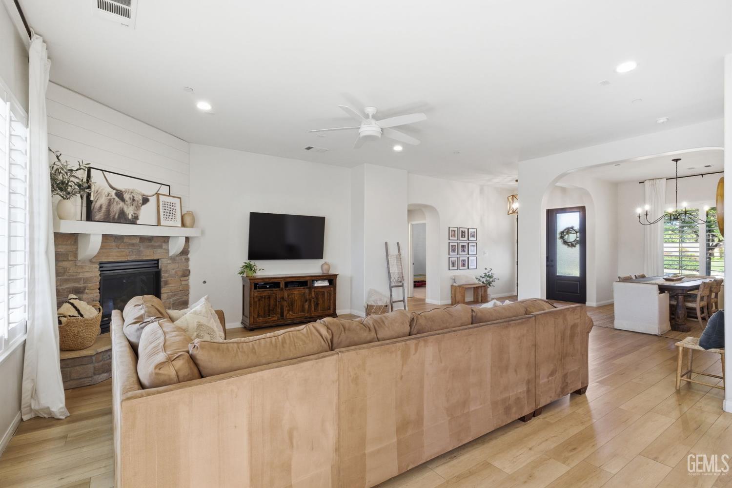 6113 Dartmoor Wood Avenue — photo 11