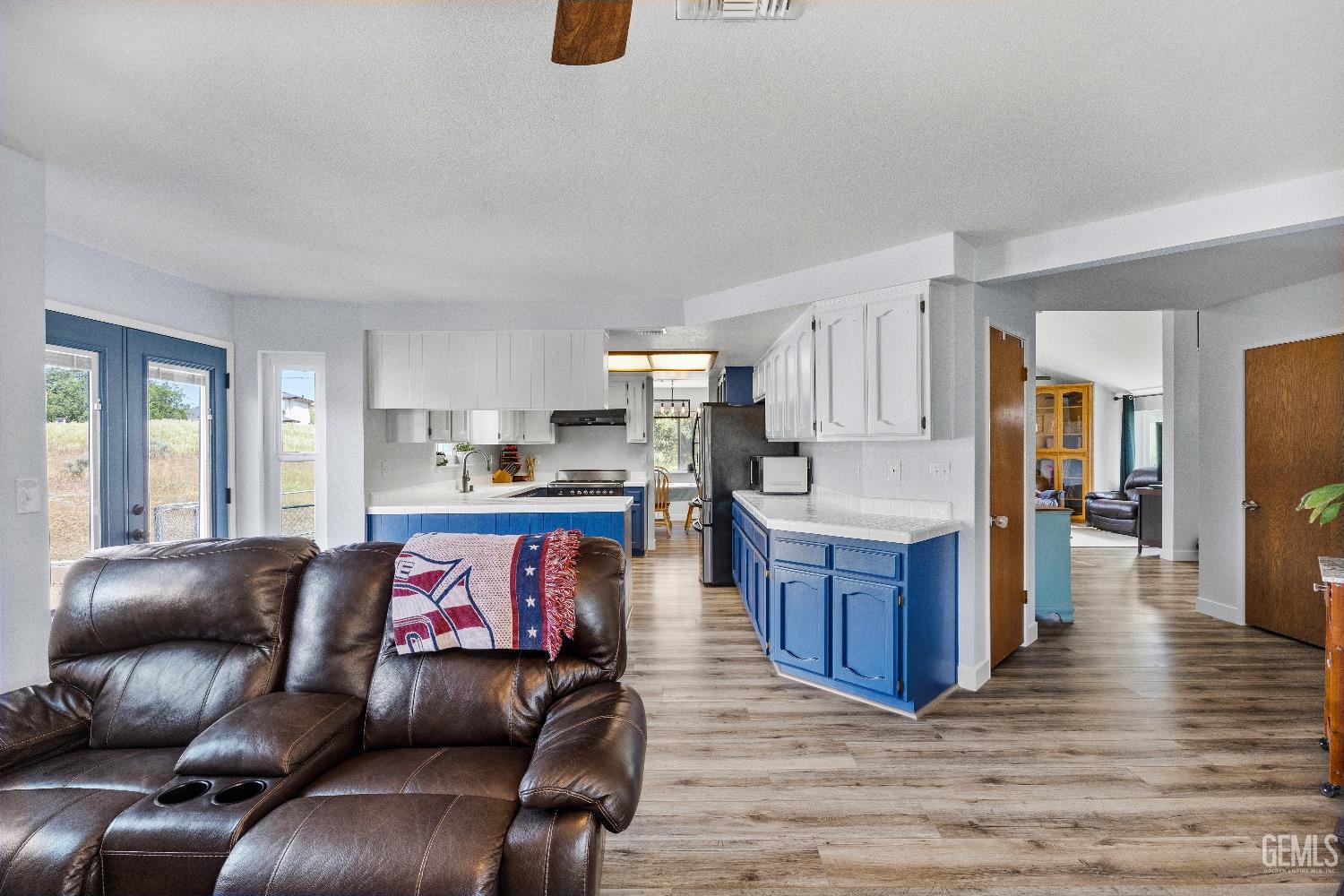 22810 Tom Court — photo 10