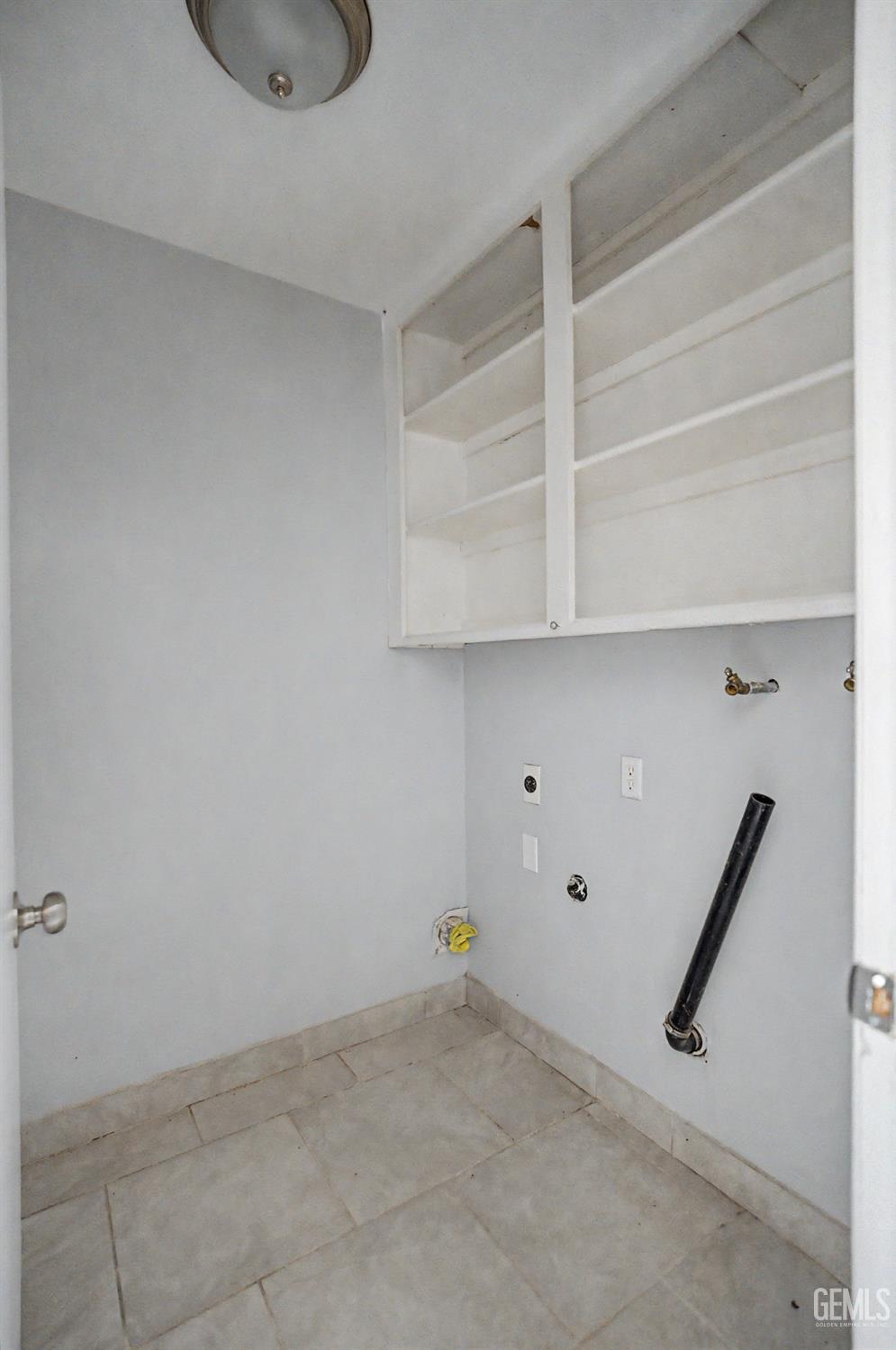 132 Warren Avenue — photo 6