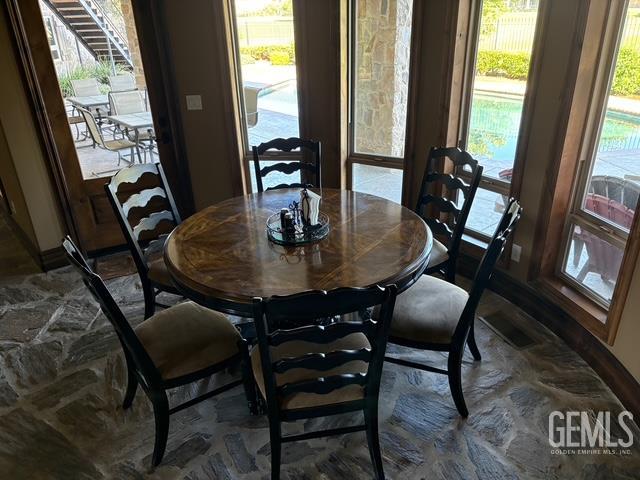 2406 Brighton Park Drive — photo 9