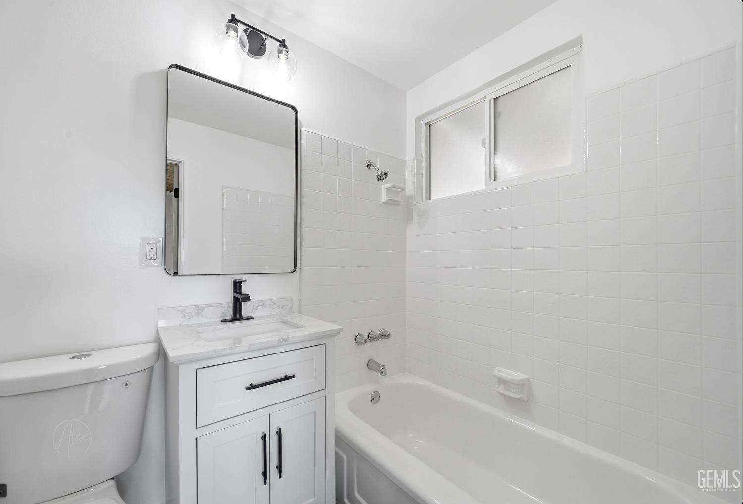 3025 Peerless Avenue — photo 12