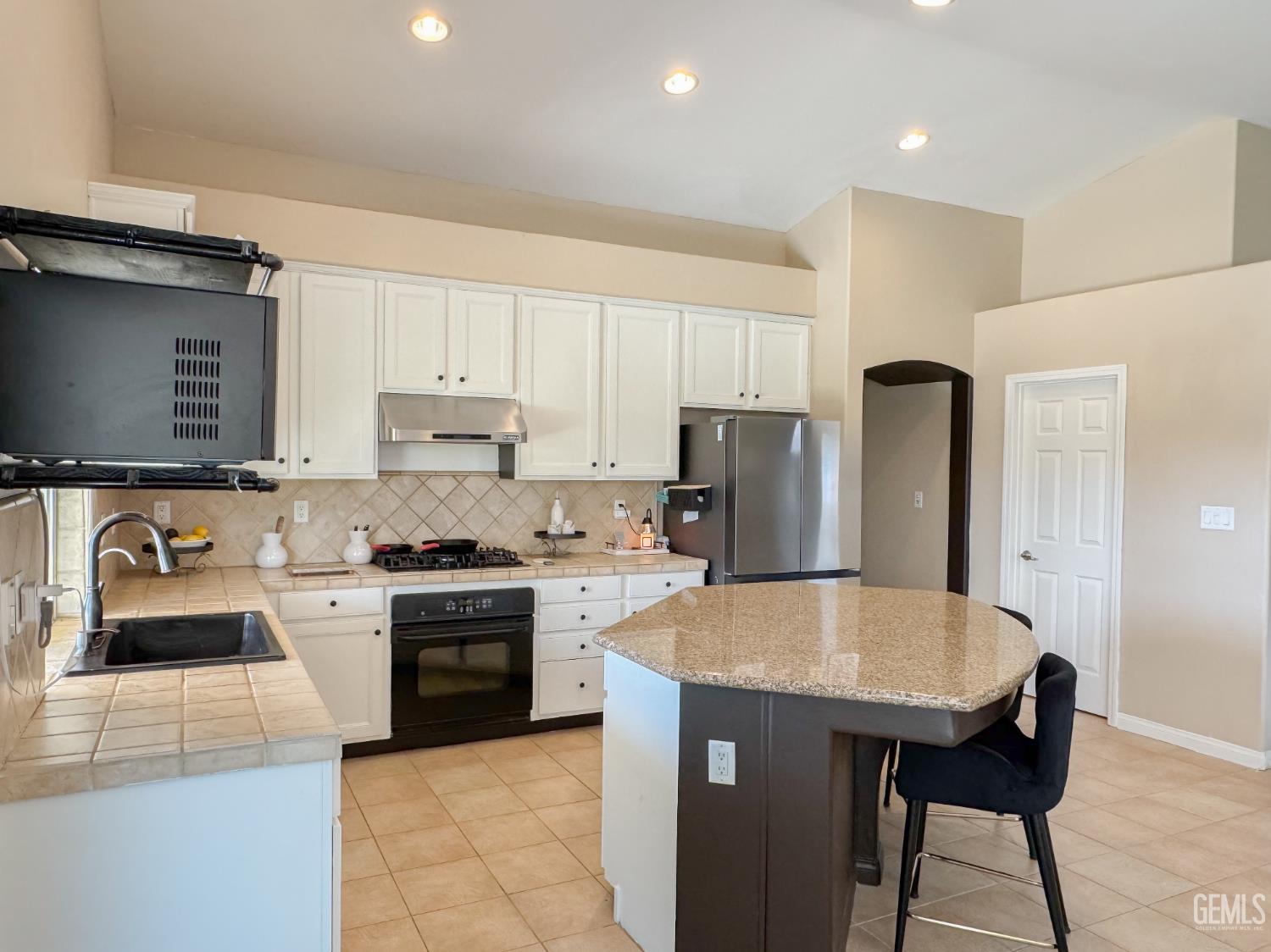 13307 Cheyenne Mountain Drive — photo 10