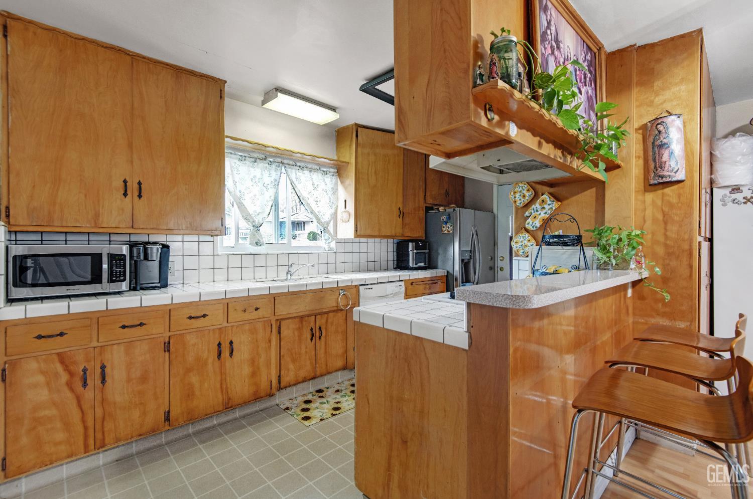 2931 Crest Drive — photo 9