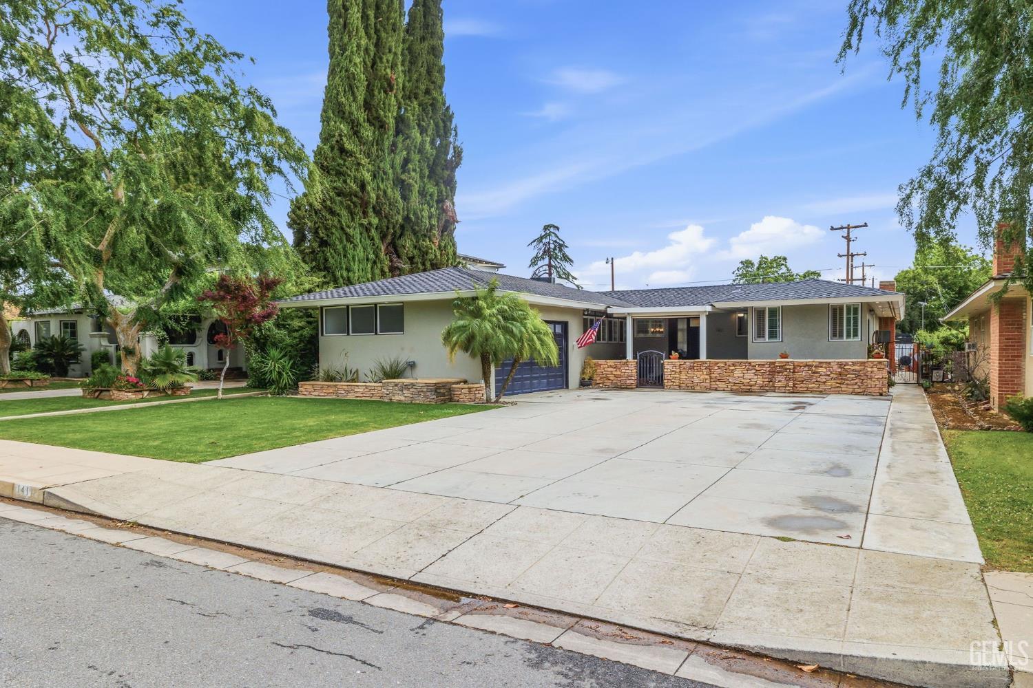 1411 Alta Vista Drive — photo 5