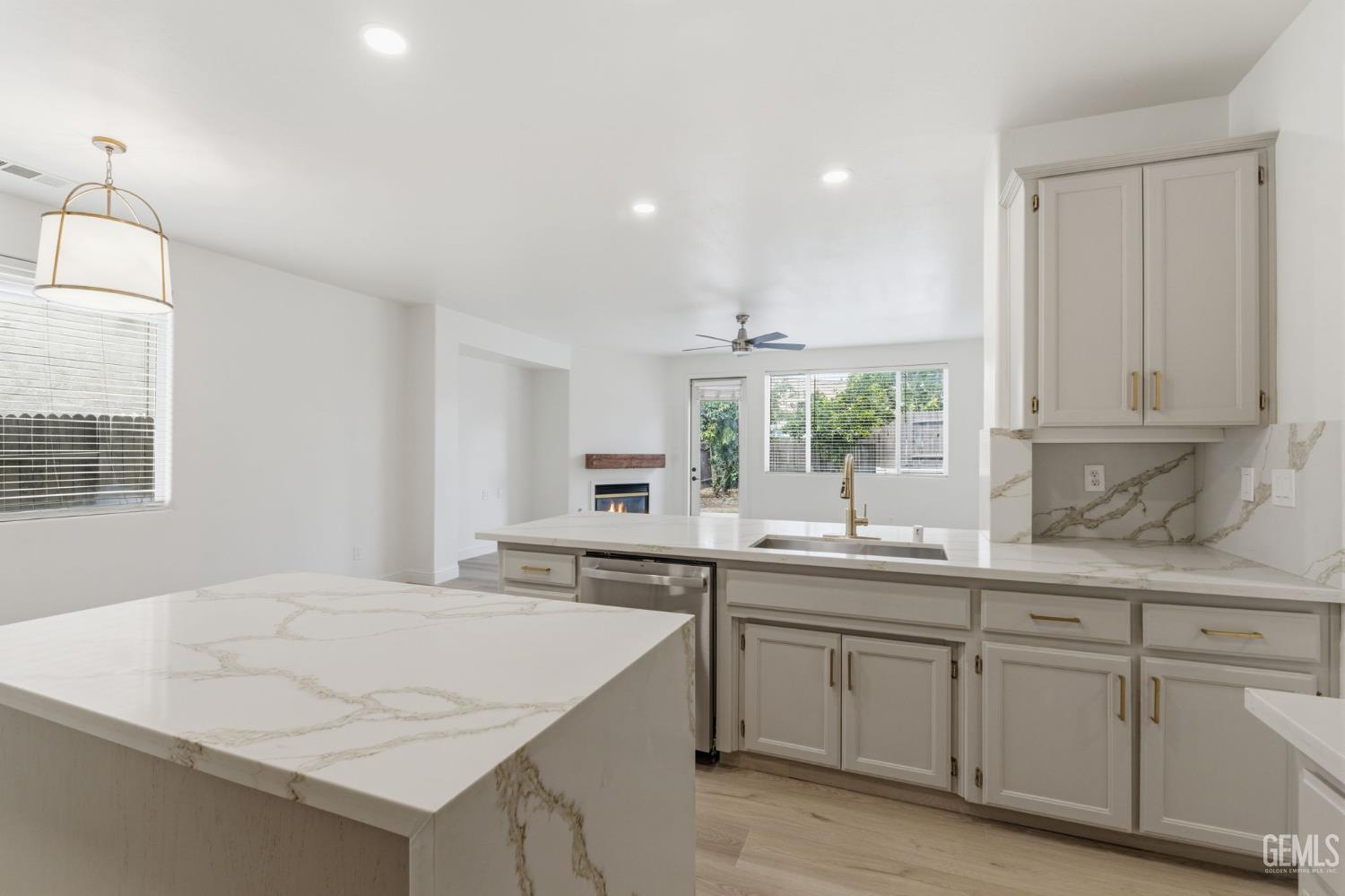 5118 Vista Del Mar Avenue — photo 18