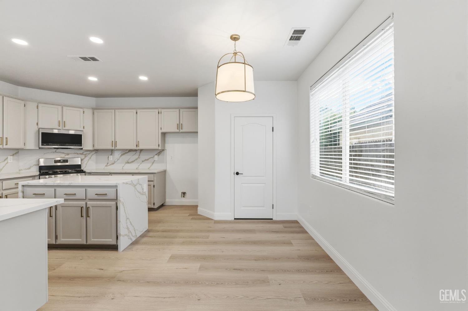 5118 Vista Del Mar Avenue — photo 24