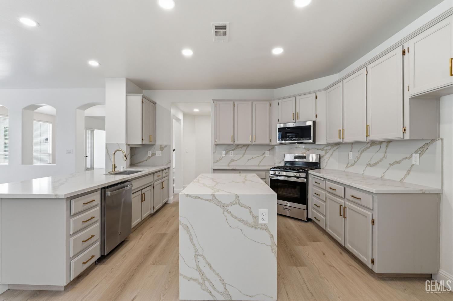 5118 Vista Del Mar Avenue — photo 19