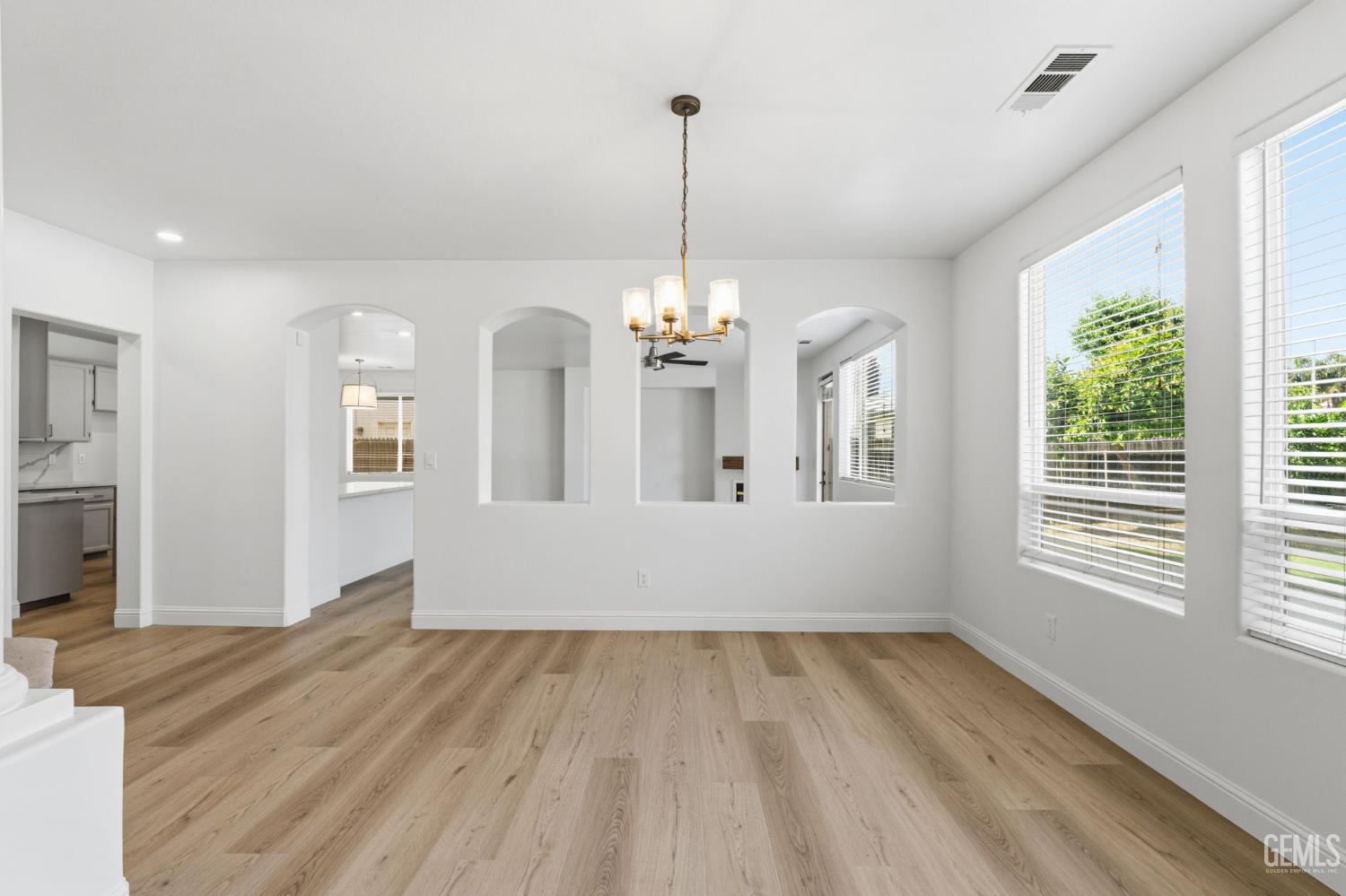 5118 Vista Del Mar Avenue — photo 12