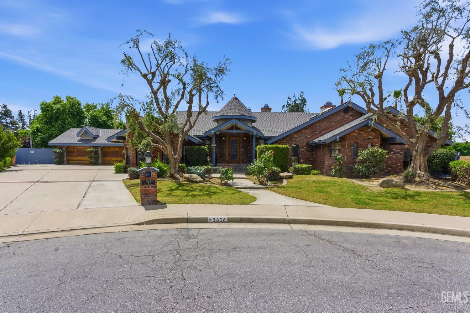 1606 Calle Hermosa — photo 5