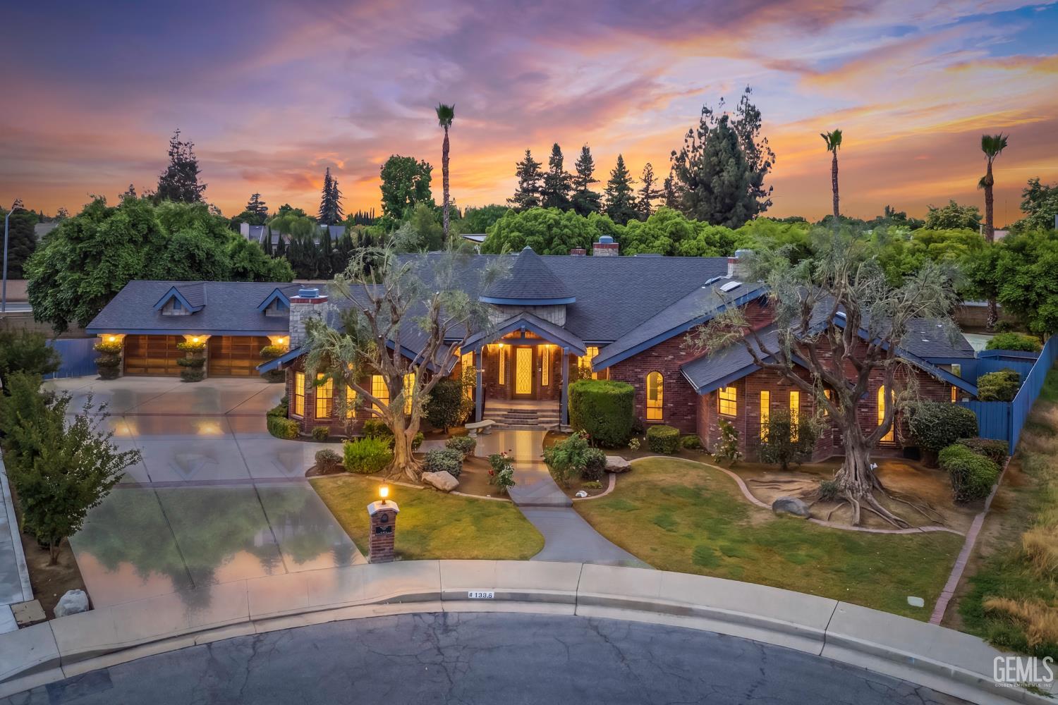 1606 Calle Hermosa — photo 3