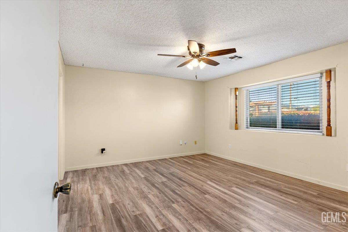 22020 Westwood Boulevard — photo 19