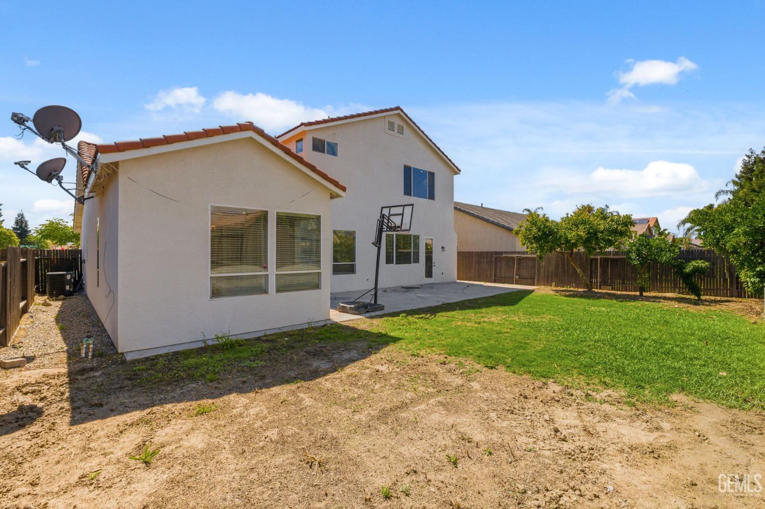 5118 Vista Del Mar Avenue — photo 50