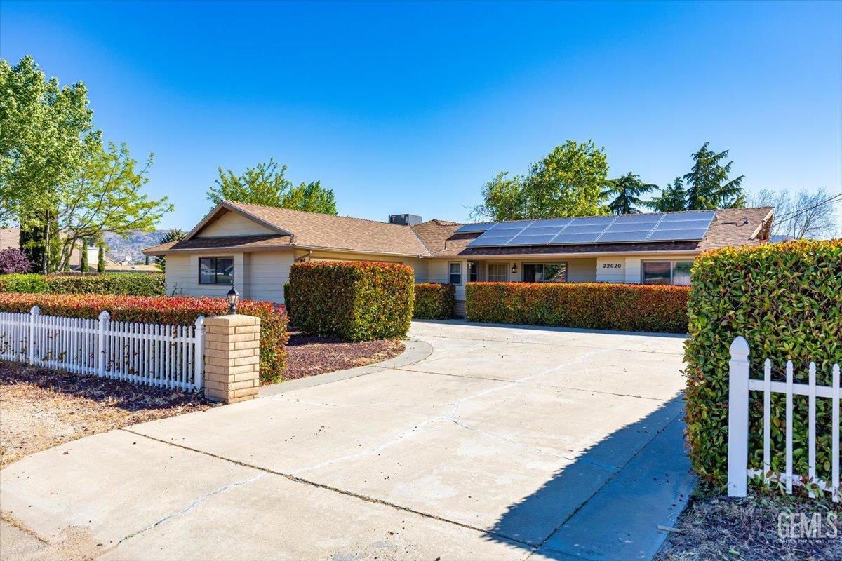 22020 Westwood Boulevard — photo 4