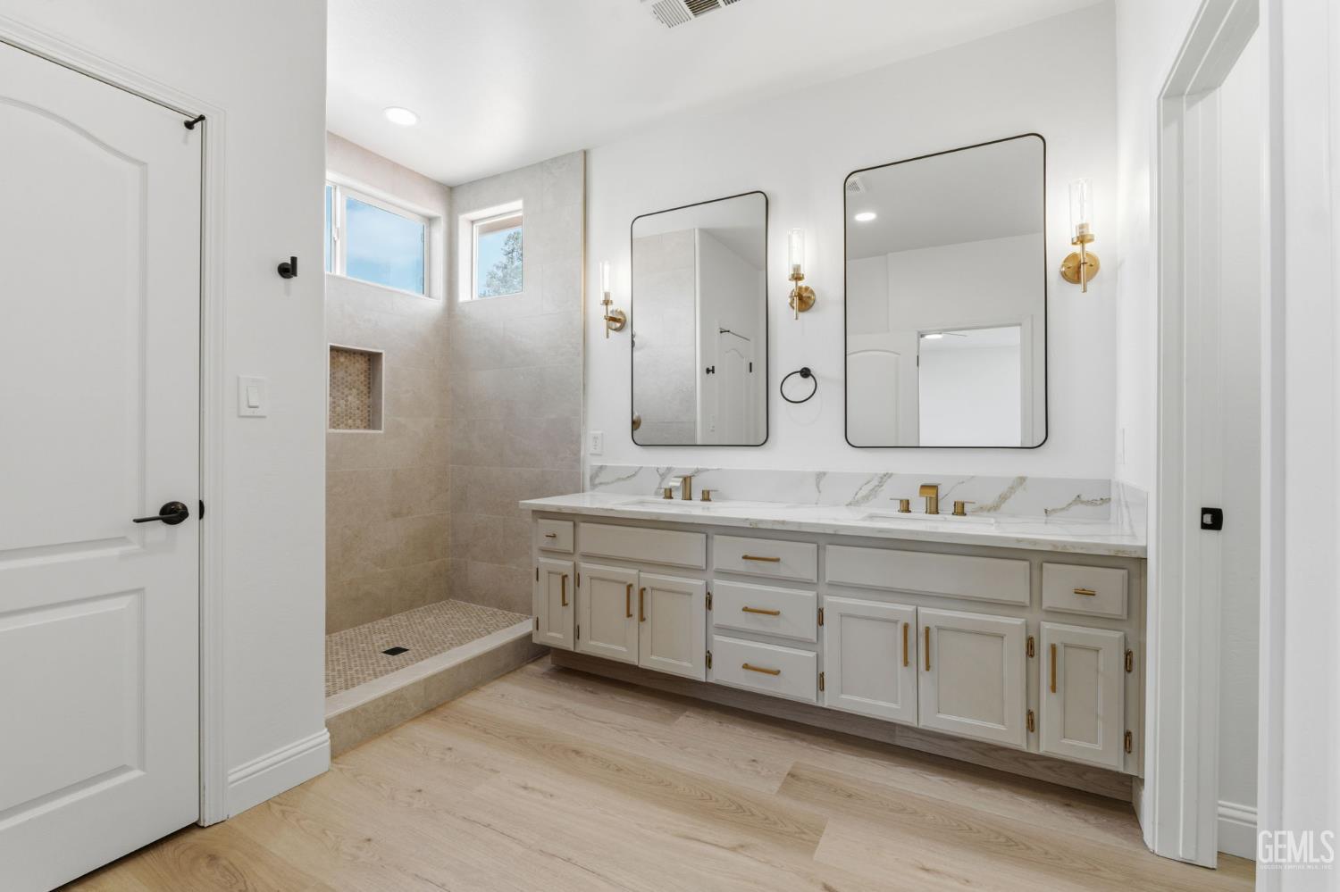 5118 Vista Del Mar Avenue — photo 43