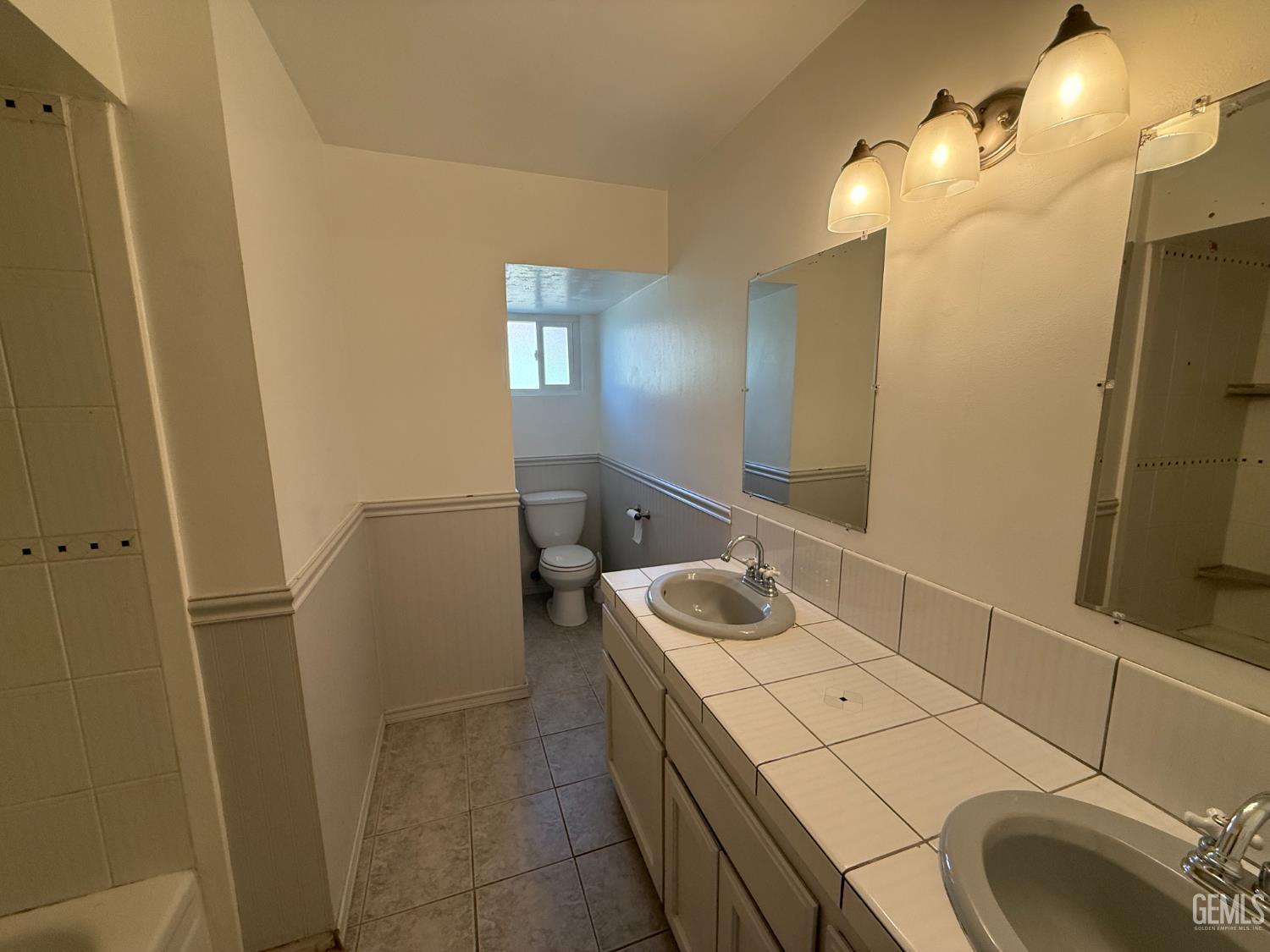 709 Castaic Avenue — photo 10