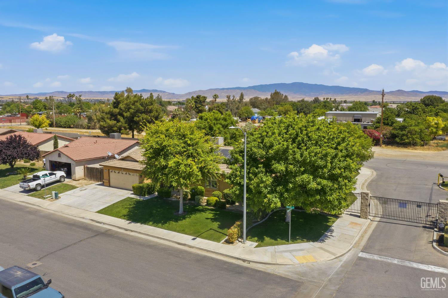 1003 Vallejo Drive — photo 3