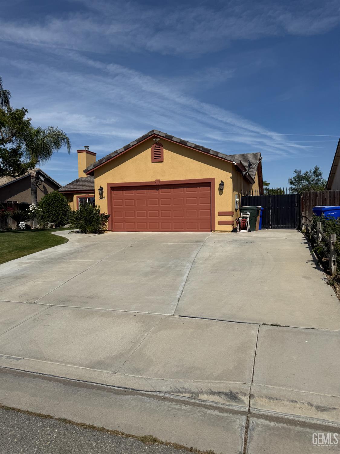 549 Casa Verde Street — photo 2