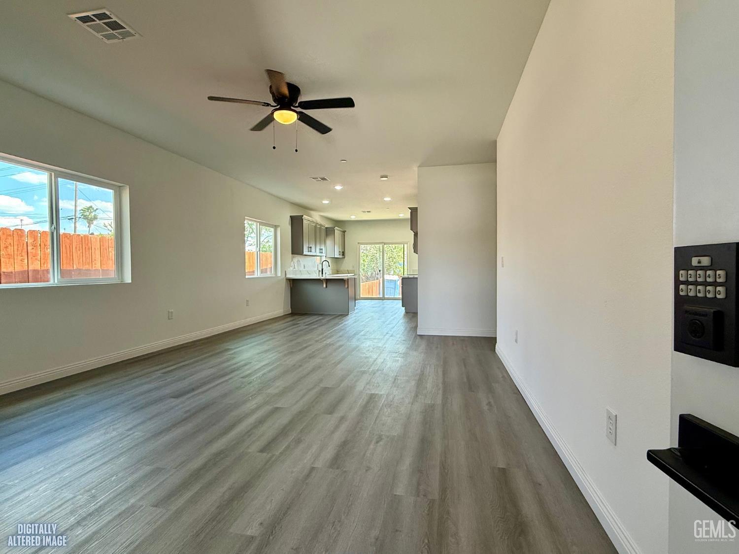 1627 Tejon Street — photo 5